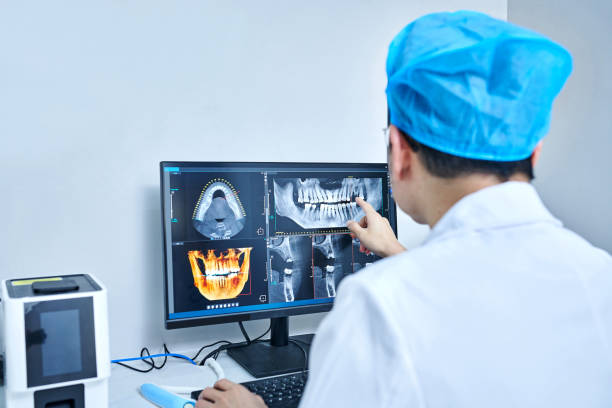 Best After-Hours Emergency Dentist in Venetian Vlage, IL
